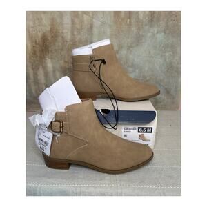 St. John's Bay Ryder Women's Sand Faux Leather Chelsea Bootie Memory Foam 6.5 M